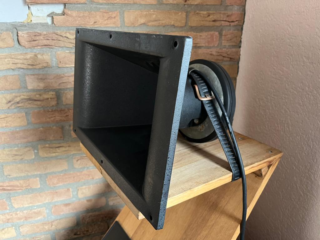 Beyma cp600 TI compressiedriver 8ohm, Audio, Tv en Foto, Luidsprekers, Overige merken, Ophalen of Verzenden, Zo goed als nieuw