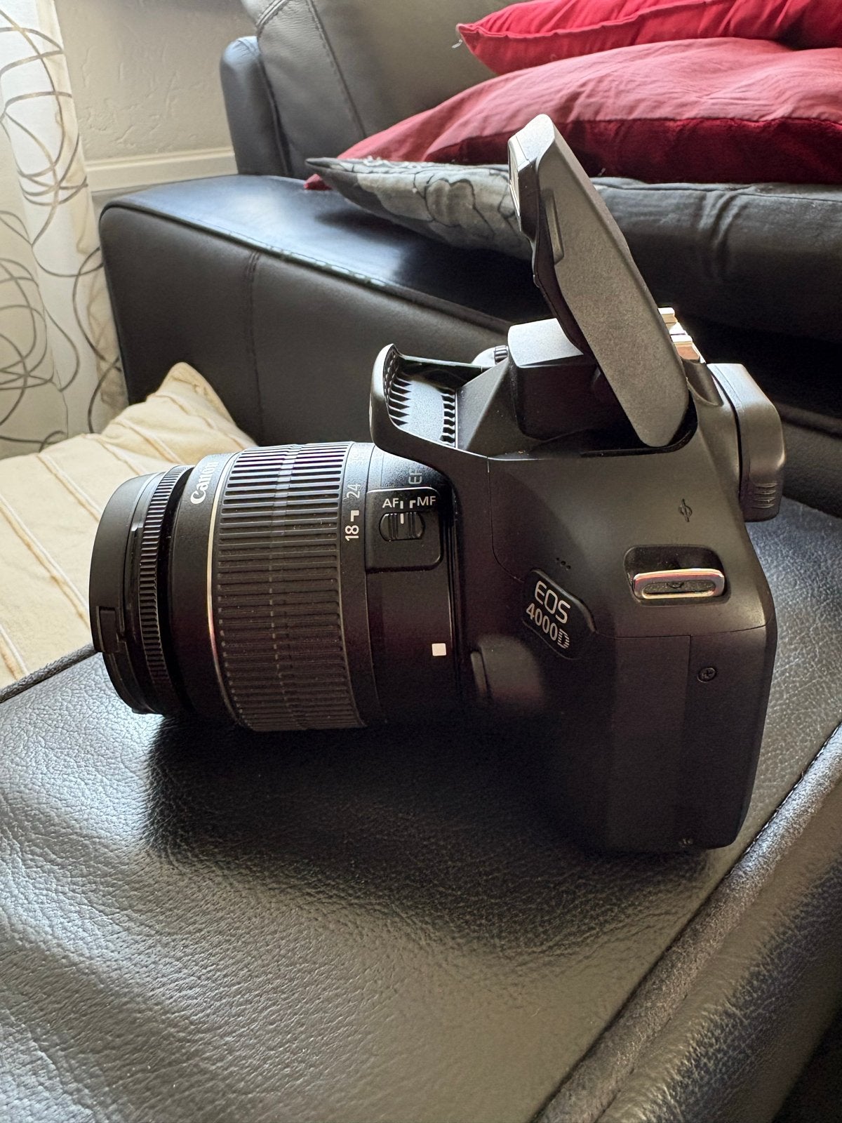 Canon EOS 4000D - Ideaal voor beginners of uitbreiding!, Audio, Tv en Foto, Fotocamera's Digitaal, Spiegelreflex, Canon, Zo goed als nieuw