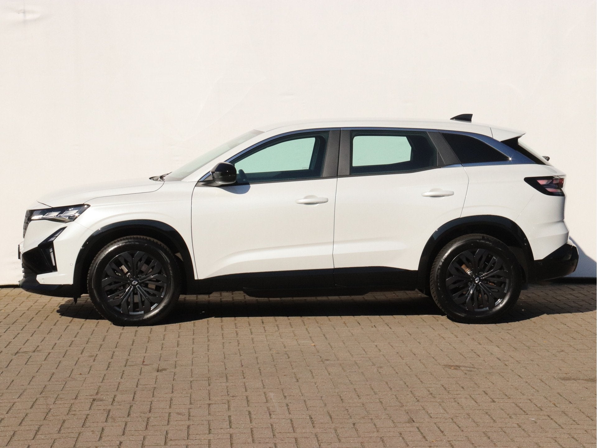 Renault Austral 1.2 E-Tech full hybrid 200 evolution NIEUW M, Dealer onderhouden, Stof, Gebruikt, 1199 cc