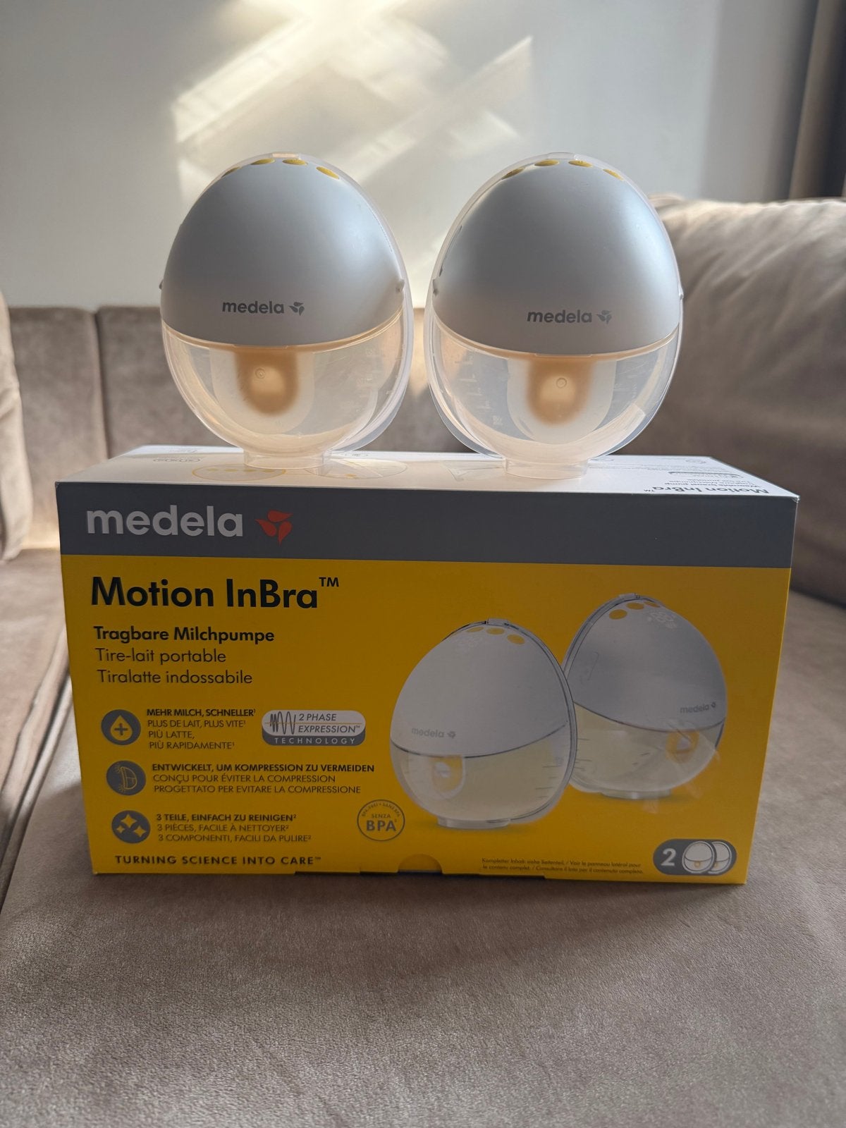 Medela Motion InBra dubbele handsfree borstkolf (nieuw), Ophalen of Verzenden, Zo goed als nieuw