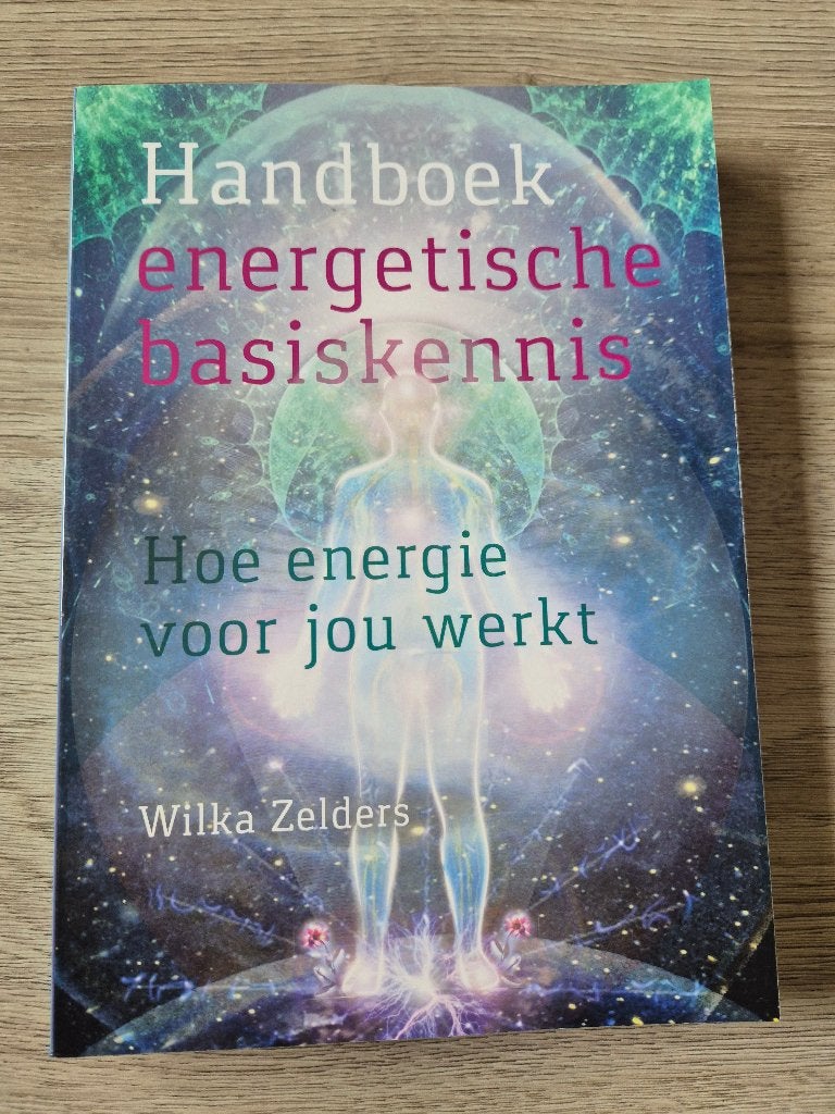 Wilka Zelders - handboek energetische basiskennis, Boeken, Spiritualiteit algemeen, Wilka Zelders, Overige typen, Ophalen of Verzenden