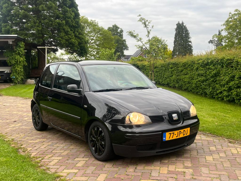 Seat Arosa 1.4 44KW 2002 Zwart, Auto's, Seat, Voorwielaandrijving, 450 kg, 31 €/maand, 4 stoelen