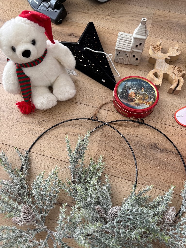 Diverse kerstspullen en kerstballen, Ophalen, Gebruikt