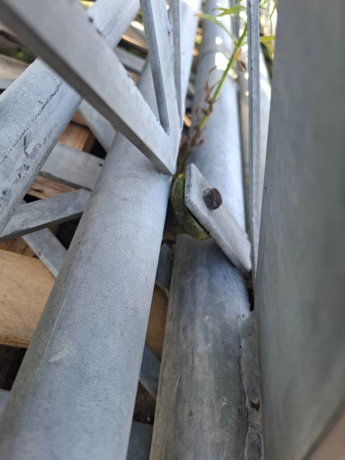 Foto 9 van 3 x 5 gegalvaniseerde uitschuifbare zendmast