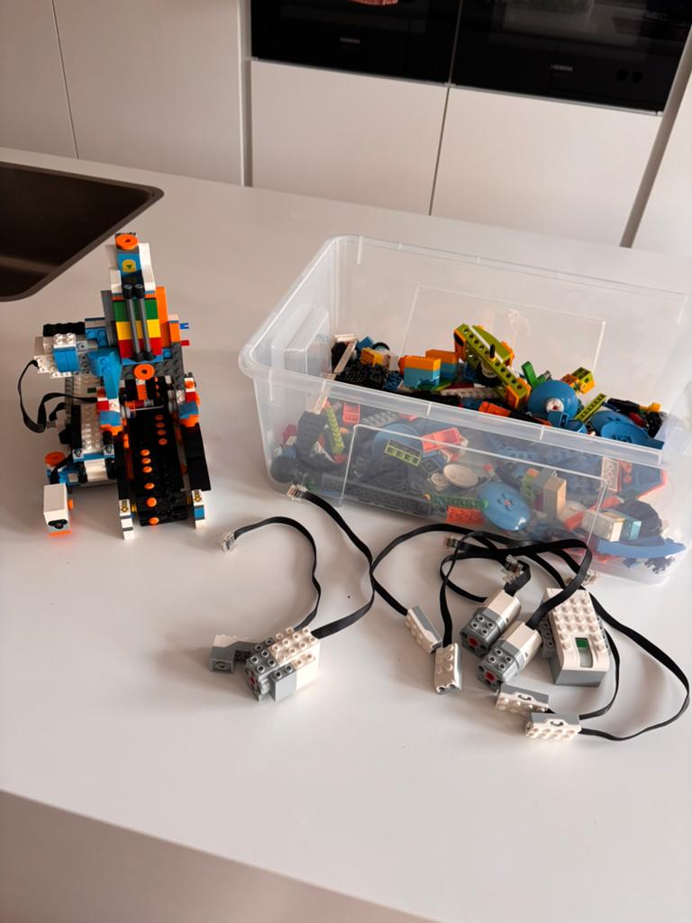 Lego WeDo en Lego Boost, Ophalen of Verzenden, Zo goed als nieuw