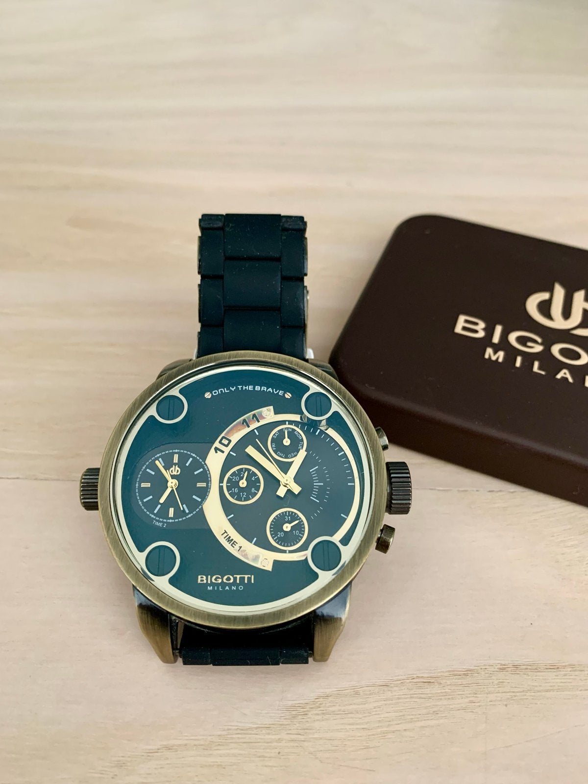 Bigotti Milano Herenhorloge - Zo goed als nieuw, Sieraden, Tassen en Uiterlijk, Overige merken, Overige materialen, Polshorloge