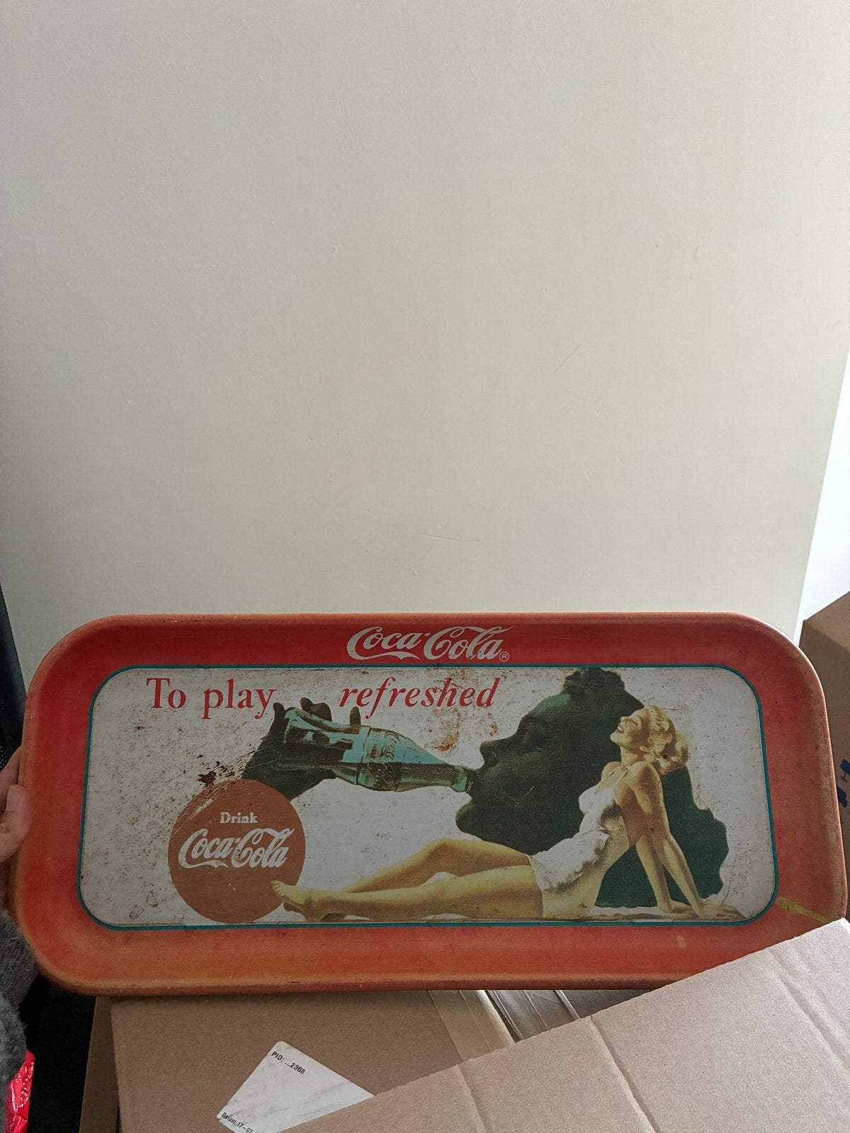 Vintage Coca-Cola dienblad uit 1990 - "Play Refreshed", Verzamelen, Ophalen, Gebruikt, Gebruiksvoorwerp