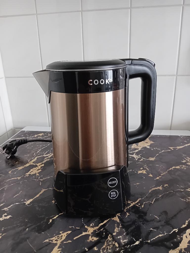 Digitale waterkoker merk COOK, 1 tot 2 liter, Ophalen, Zo goed als nieuw, Draadloos