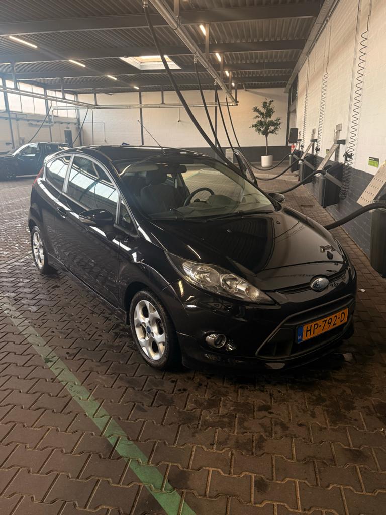 Ford Fiesta 1.25 2009 – APK + onderhoud – leuke uitstraling, Auto's, Ford, Voorwielaandrijving, 600 kg, 4 cilinders, Zwart