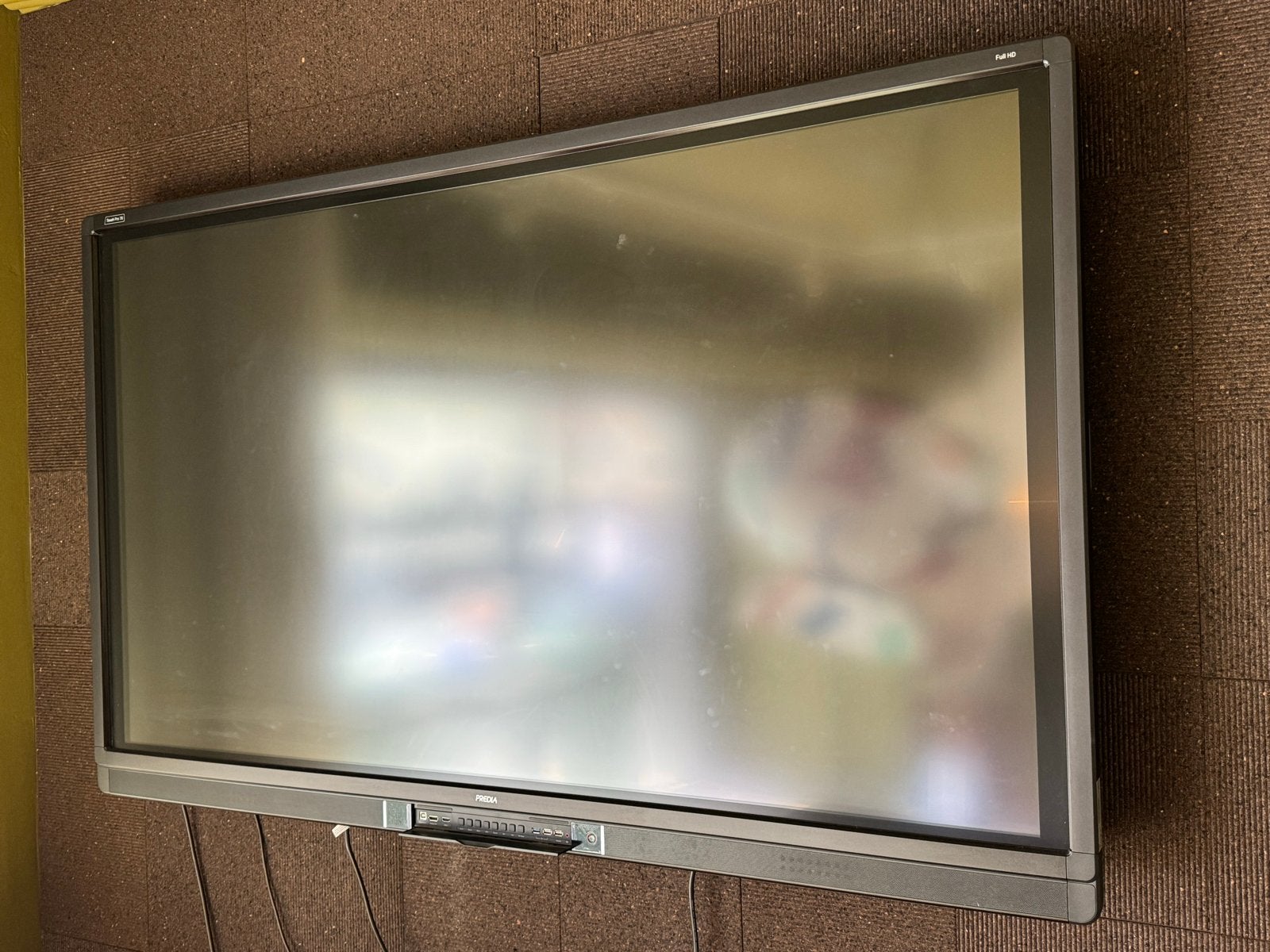 Predia Touch Pro 70 - Interactief Touchscreen, LED, Zo goed als nieuw, 100 cm of meer, 4k (UHD)