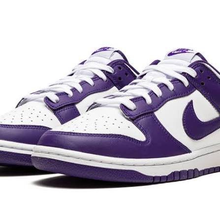 Nike Dunk Low Court Purple Maat 45 Nieuw in Doos, Kleding | Heren, Schoenen, Ophalen of Verzenden, Nieuw, Overige kleuren, Sneakers of Gympen