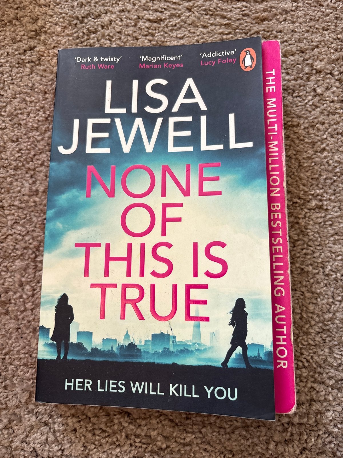 None of This Is True - Lisa Jewell (Engels), Ophalen of Verzenden, Gelezen, Europa overig