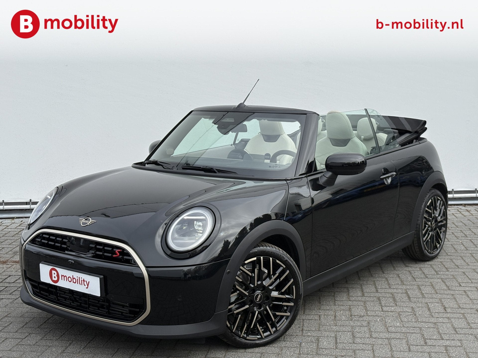 MINI Cabrio 2.0 Cooper S Favoured XL Adaptive Cruise Control, Auto's, 15 km/l, Gebruikt, 4 cilinders, Cabriolet
