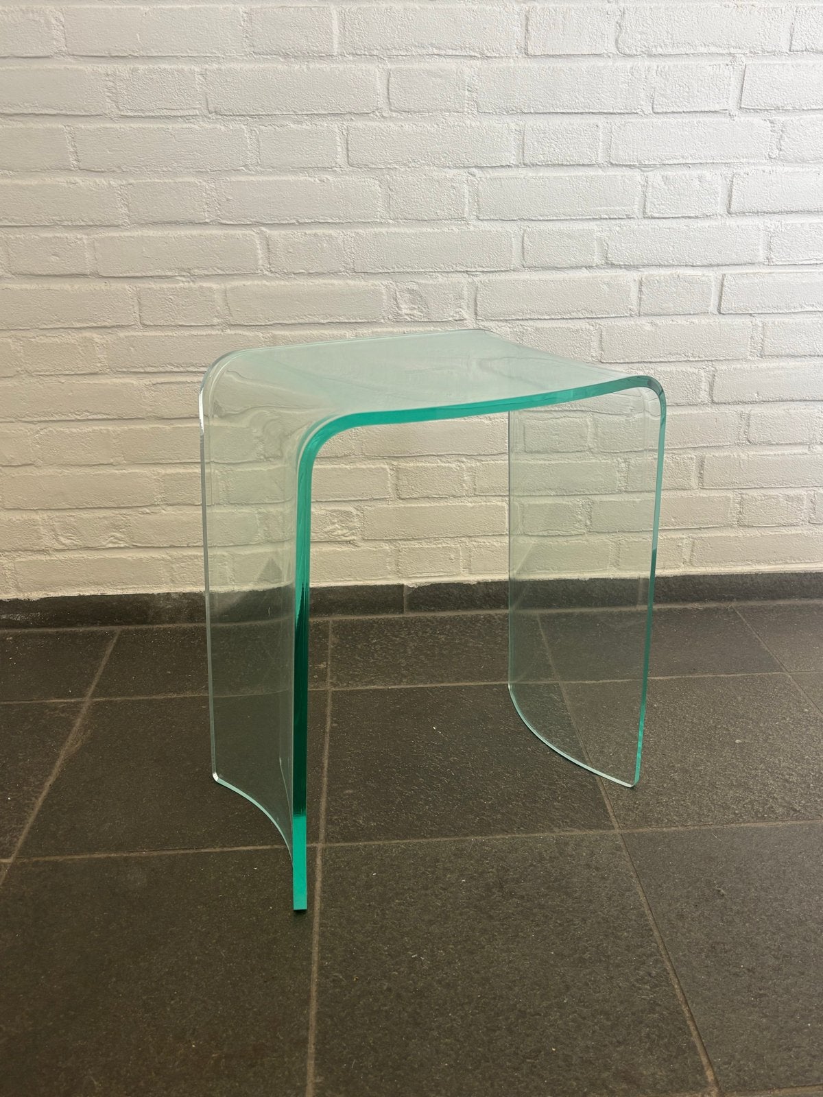 Design krukje/bijzettafel, Ophalen, Gebruikt, Kunststof