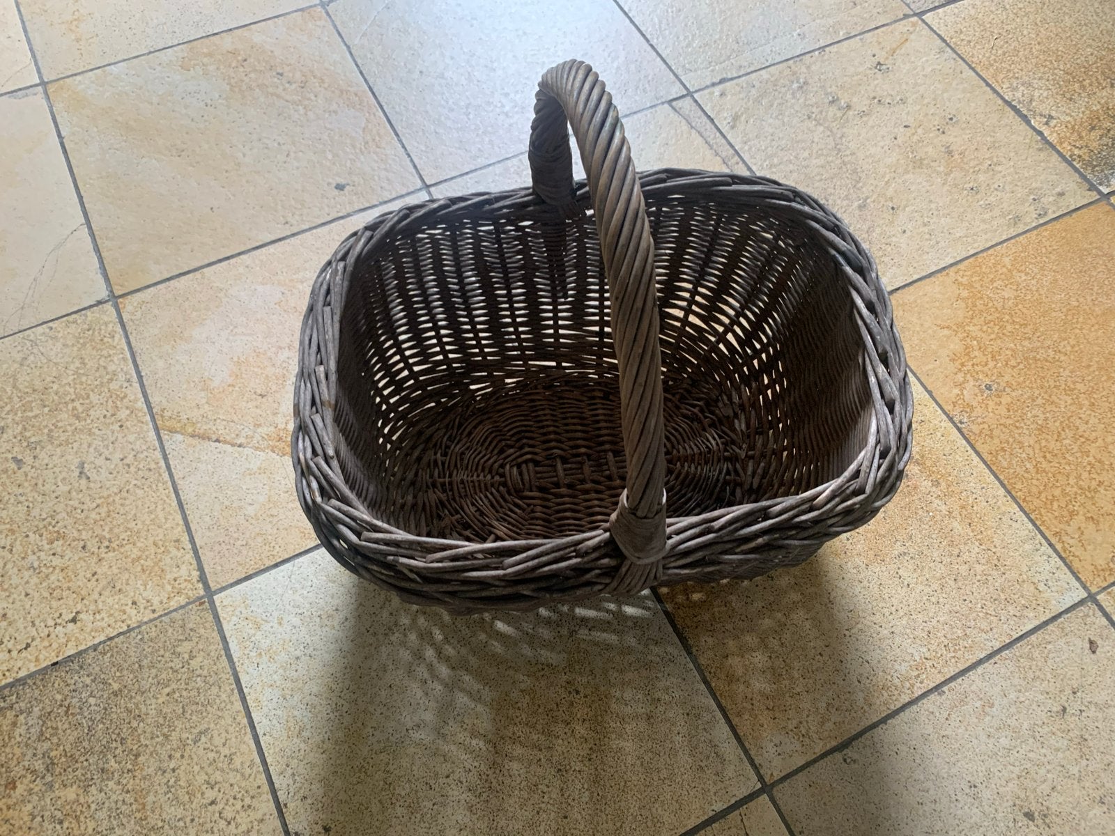 Rieten mand met handvat - voor van alles wat, Hobby en Vrije tijd, Picknickmanden, Ophalen of Verzenden, Gebruikt
