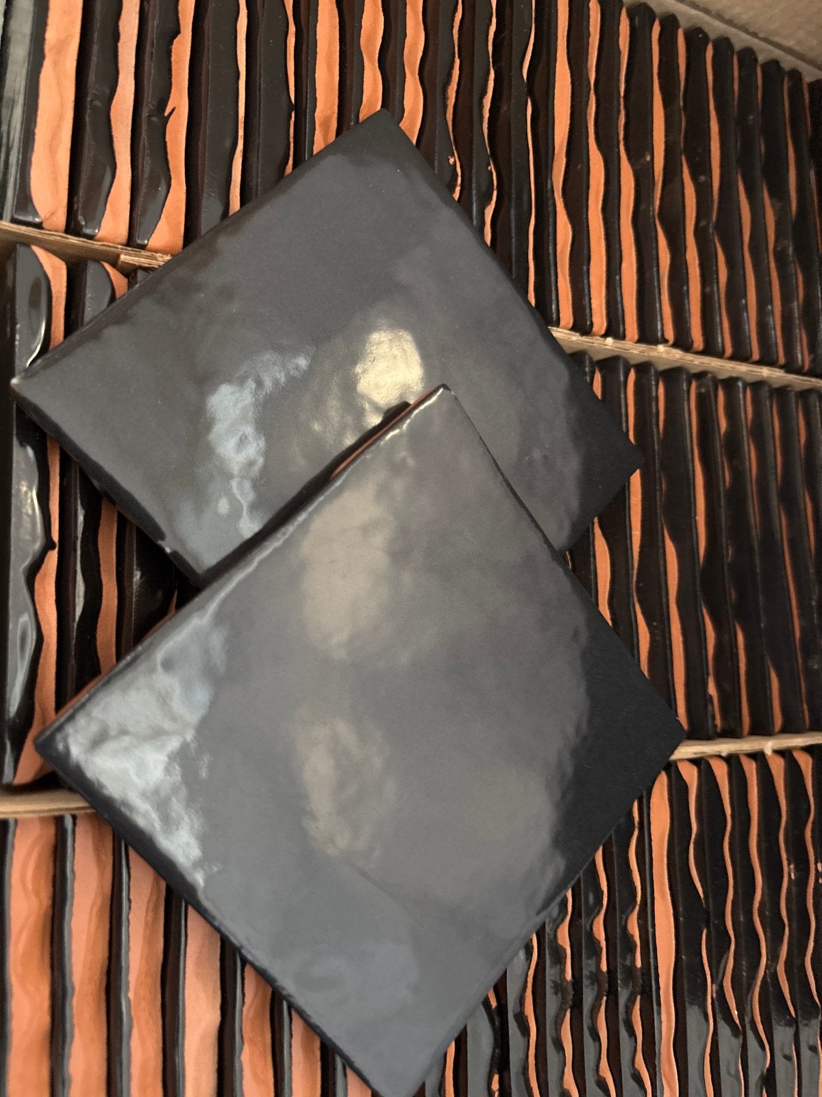 81 Zwarte Zellige Tegels 10x10 cm - Nieuw in doos, Ophalen, Nieuw, Minder dan 20 cm, Minder dan 20 cm