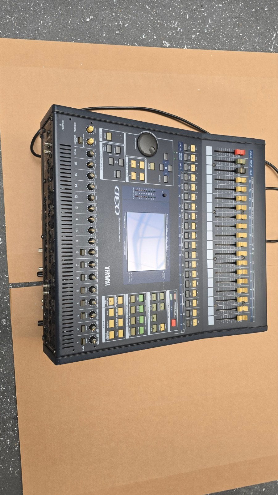 Yamaha O3D Digitale Mengtafel - Professionele Mixer, Ophalen of Verzenden, Gebruikt, 10 tot 20 kanalen, Microfooningang