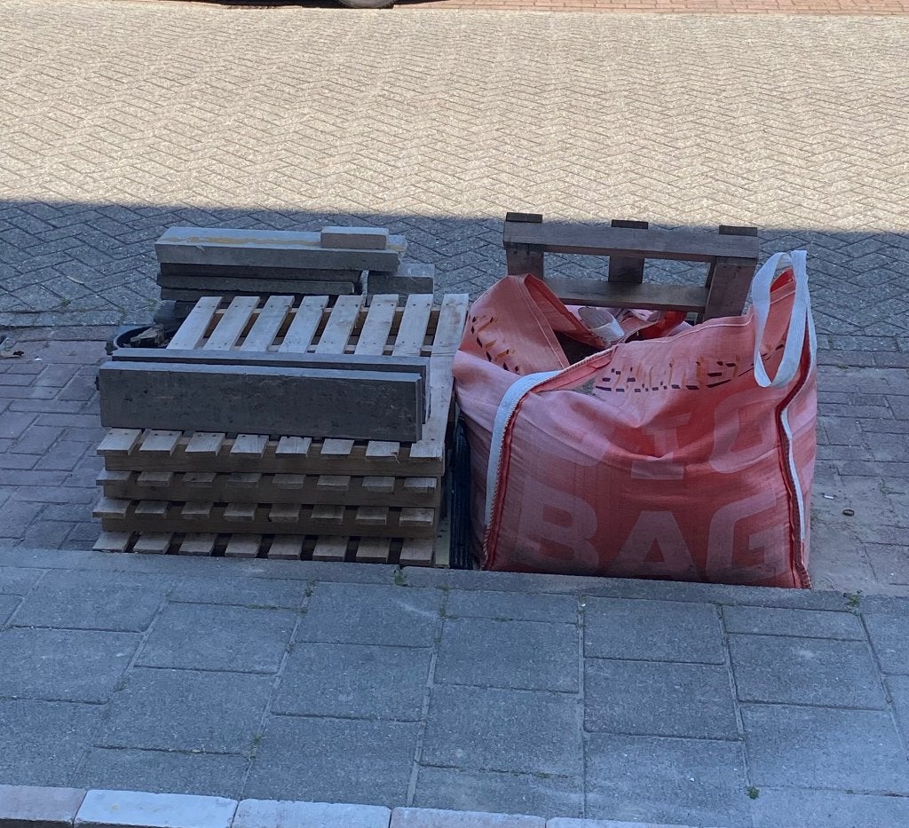 GRATIS 4 pallets en kwart kuub (ophoog) zand, Tuin en Terras, Zand, Ophalen, Zo goed als nieuw, Ophoogzand