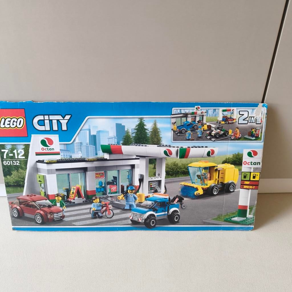 LEGO City 60132 Tankstation - Complete set met doos, Lego, Ophalen of Verzenden, Compleet, Complete set