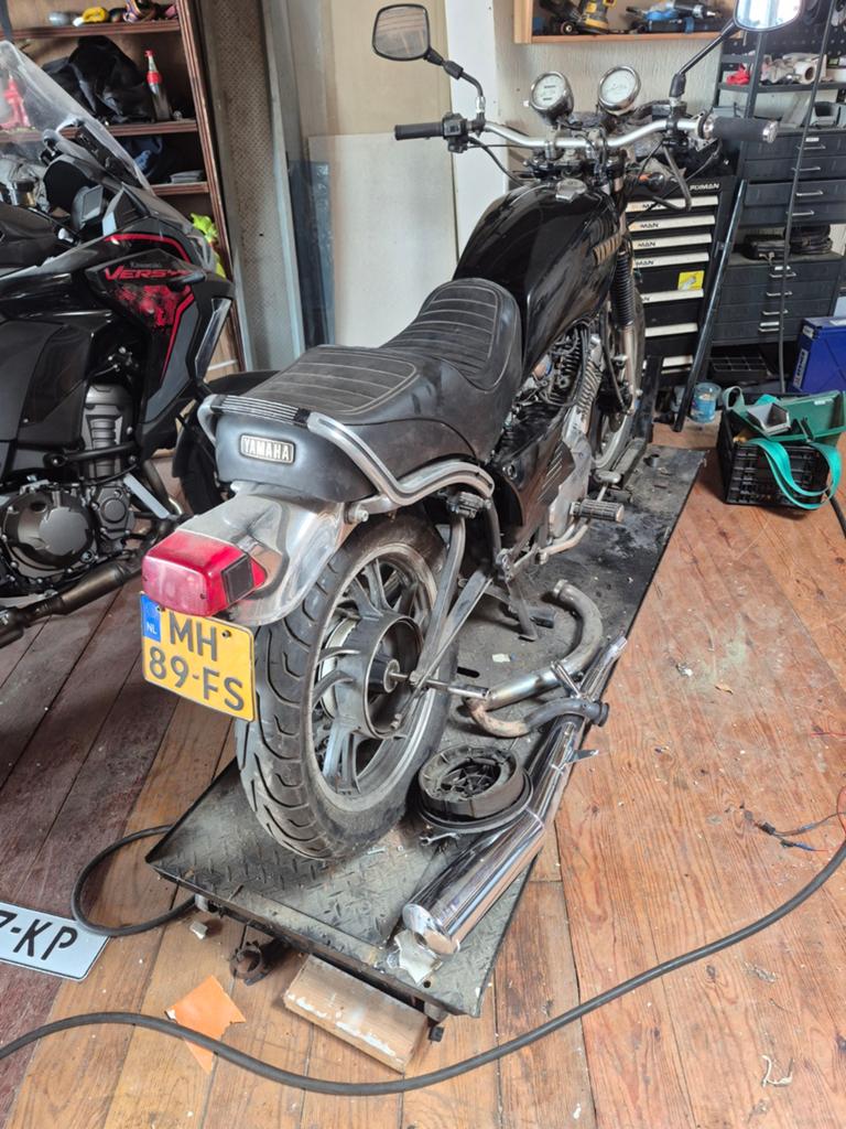 Yamaha XV 920, Motoren, Chopper