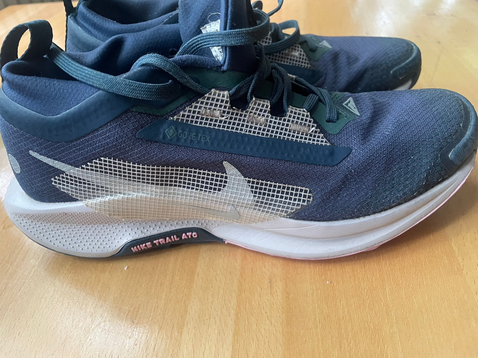 Nike schoenen, Sport en Fitness, Loopsport en Atletiek, Ophalen, Gebruikt, Hardloopschoenen, Nike