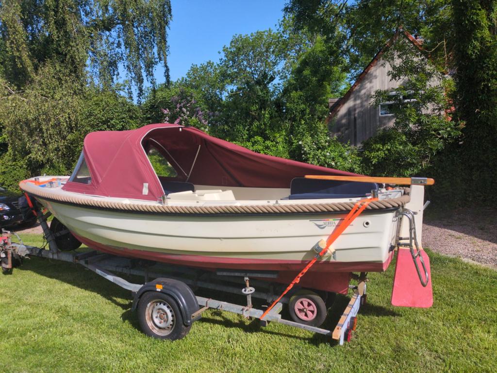 Adria 520 Sloep met Vetus diesel motor en kanteltrailer, Antifouling, Binnenboordmotor, Antaris, Diesel