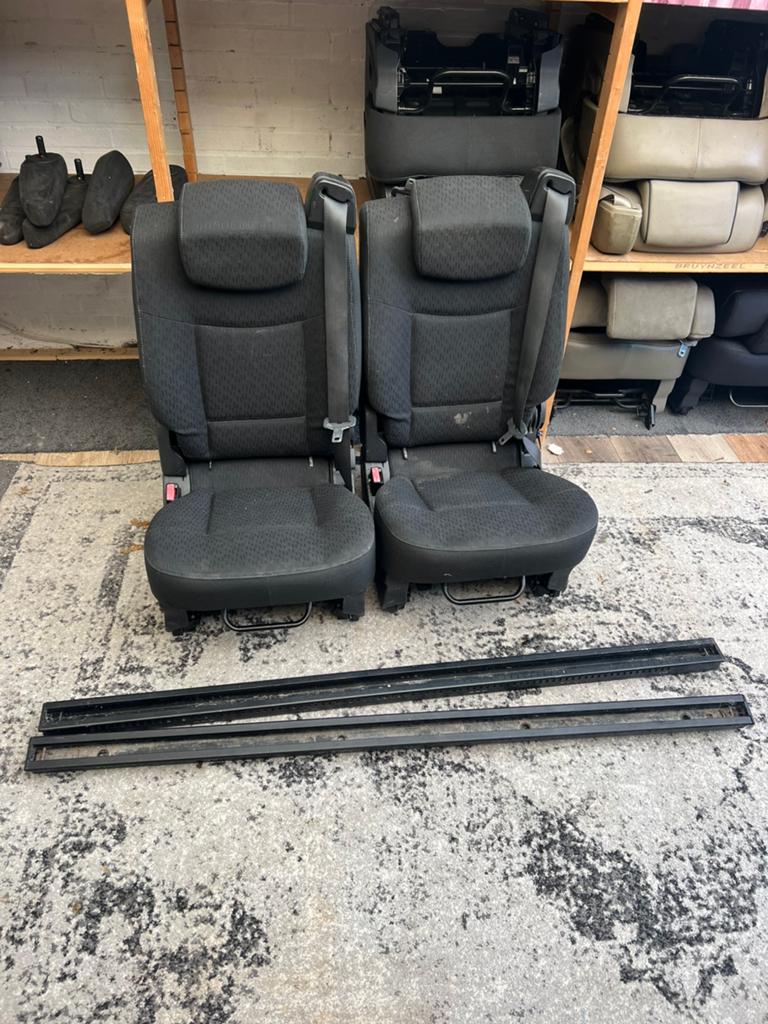 2 zwart stoffen stoelen 3p gordel isofix zelfbouwcamper, Caravans en Kamperen, Ophalen