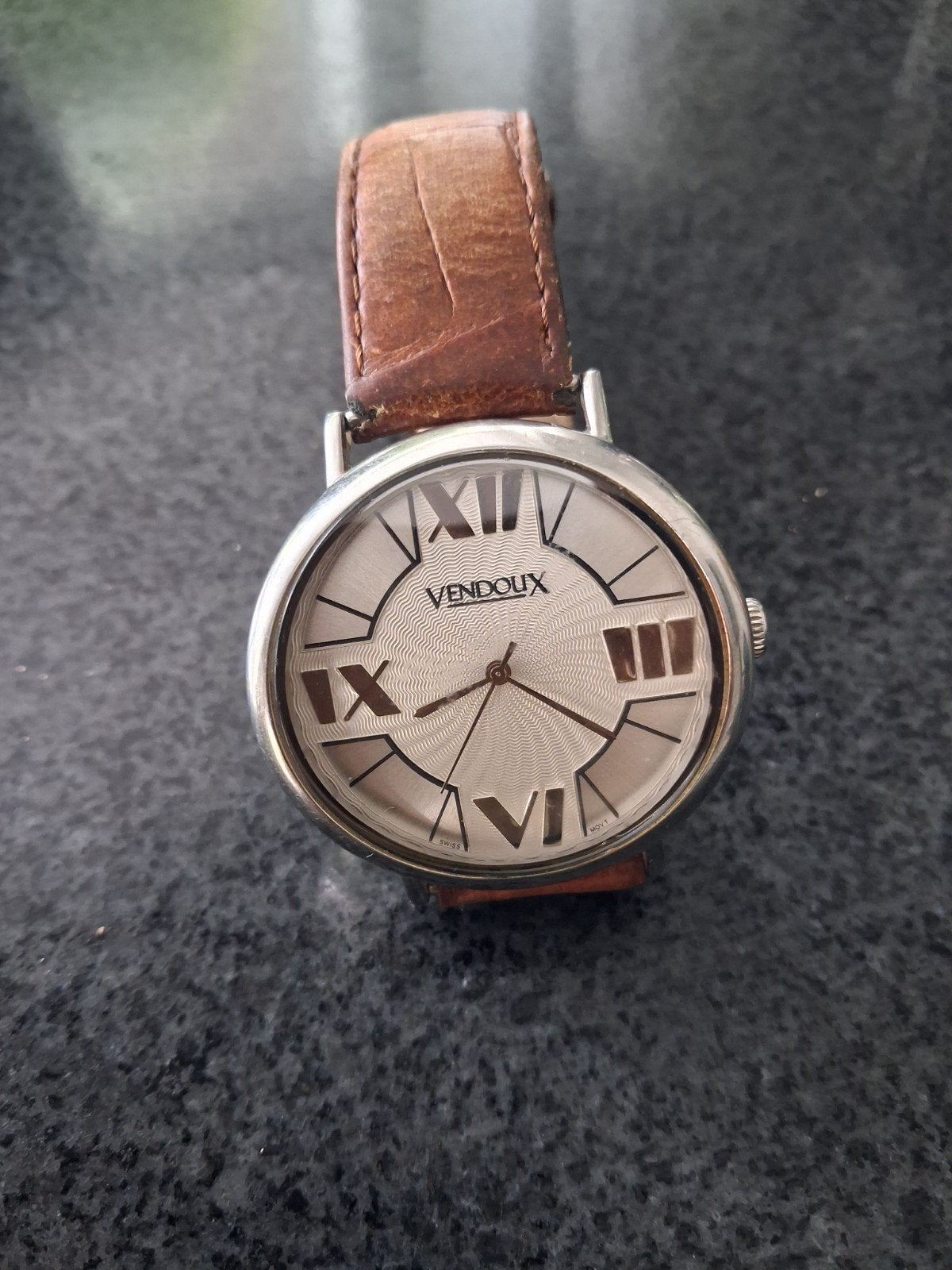 Vendoux  horloge doorsnede 4 cm, Ophalen of Verzenden, Zo goed als nieuw, Staal, Overige merken