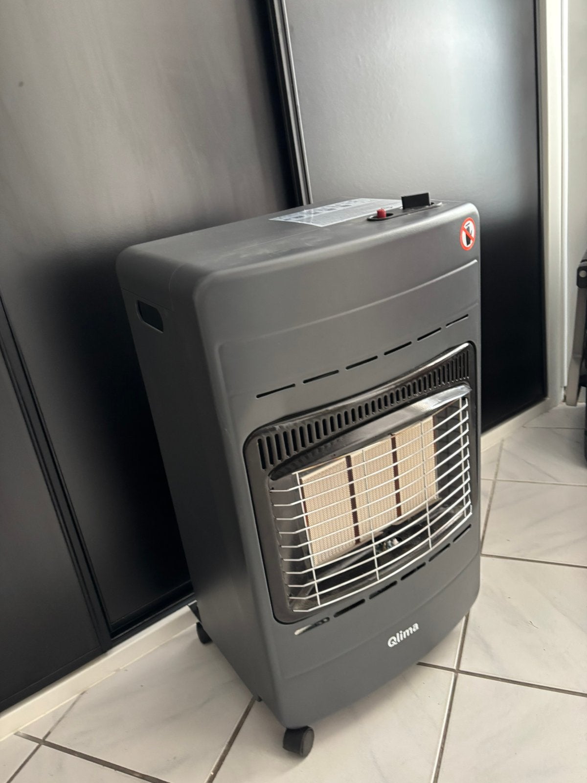 Gaskachel voor een gasfles.Zitten 4zwenkwielen onder, Huis en Inrichting, Kachels, Ophalen of Verzenden, Zo goed als nieuw, Gas