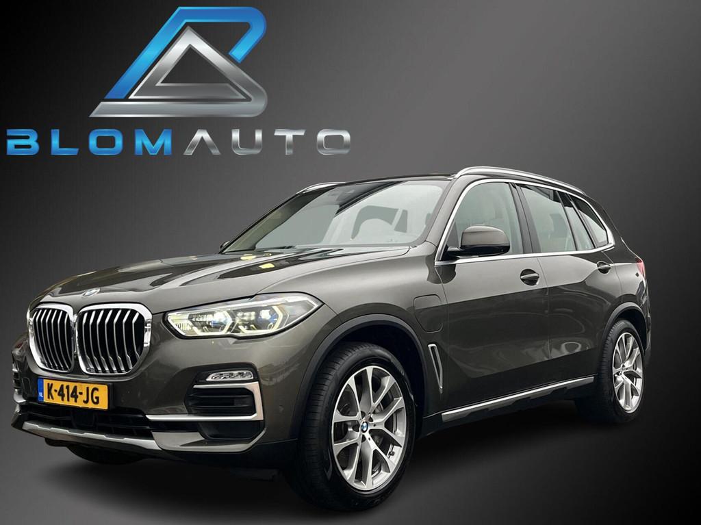BMW X5 xDrive45e 395PK STUURVERW+360CAM+KEYLESS+EL. TREKHAAK, Auto's, BMW, Gebruikt, 394 pk, Vierwielaandrijving, Hybride Elektrisch/Benzine