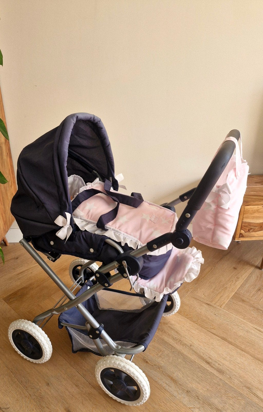 La Nina poppenwagen (nieuwprijs €120), Ophalen, Zo goed als nieuw, Babypop