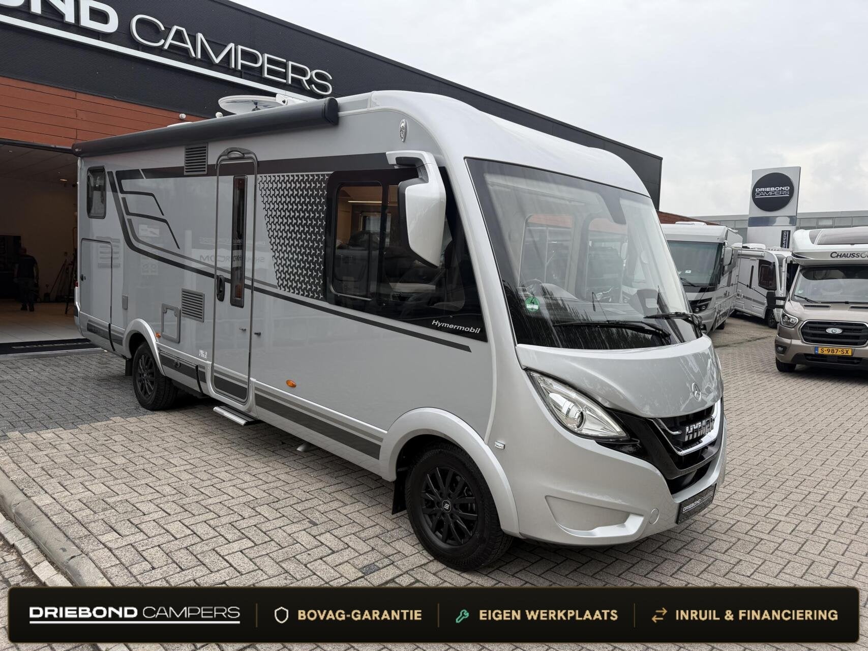 Hymer B-MC I 680 Blackline Enkele Bedden EP-Level 2X Airco L, Caravans en Kamperen, Bedrijf, Elektrische ramen, Hymer, 7 tot 8 meter