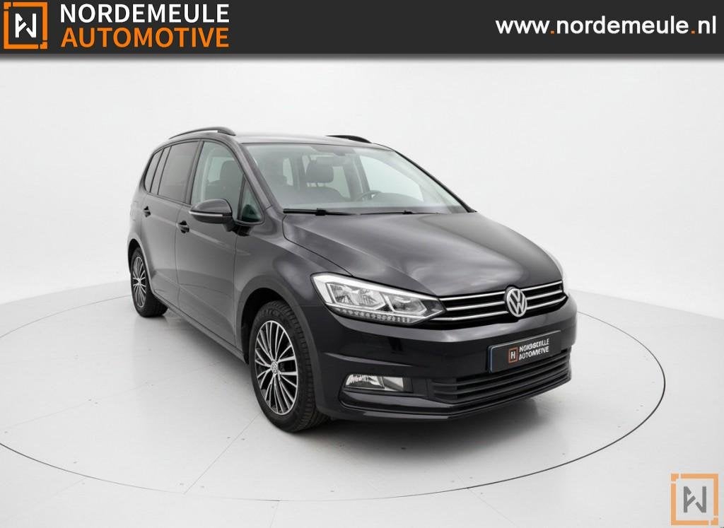 Volkswagen TOURAN 1.4 TSI HIGHLINE 7P, AUT, TREKHAAK, CARPLA, Auto's, Gebruikt, Euro 6, 4 cilinders, 150 pk