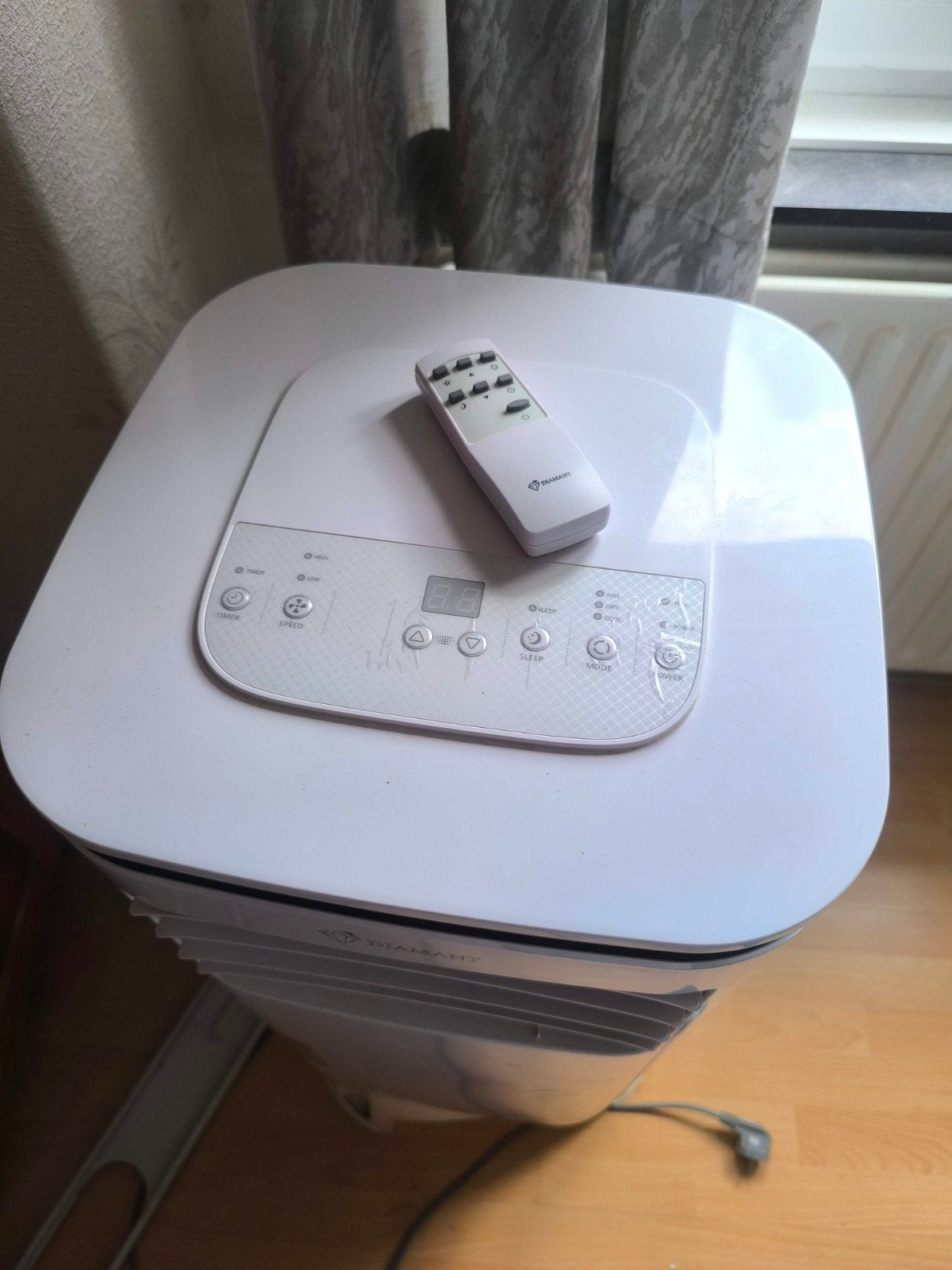 Diamant Mobiele Airco 9000BTU (2.6kW) met Afstandsbediening, Ophalen, Minder dan 60 m³, Energieklasse A of zuiniger, 3 snelheden of meer