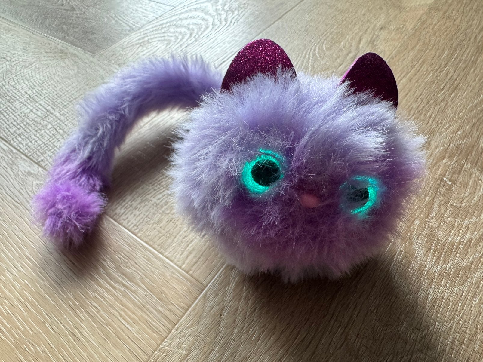 Pomsies knuffel poes paars, Kinderen en Baby's, Speelgoed | Knuffels en Pluche, Ophalen of Verzenden, Zo goed als nieuw, Kat