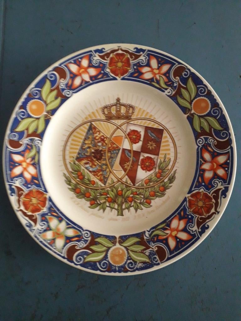 Herdenkingsborden koningshuis 1937, Ophalen, Servies