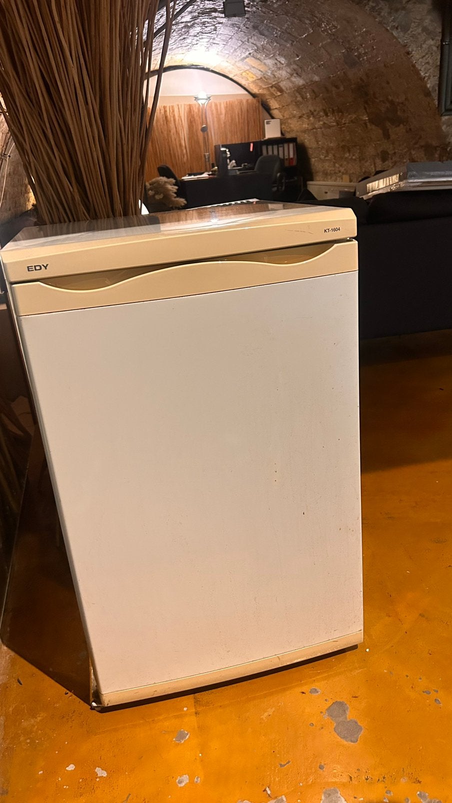 EDY koelkast 130 liter – werkt perfect –  bieden, Witgoed en Apparatuur, Koelkasten en IJskasten, 100 tot 150 liter, Ophalen, Gebruikt