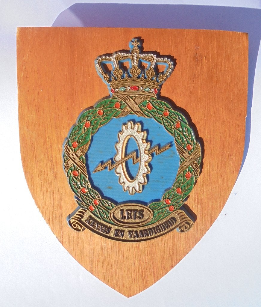 Oud houten wapenschild Kon Luchtmacht: LETS Schaarsbergen., Ophalen of Verzenden, Luchtmacht, Nederland, Embleem of Badge