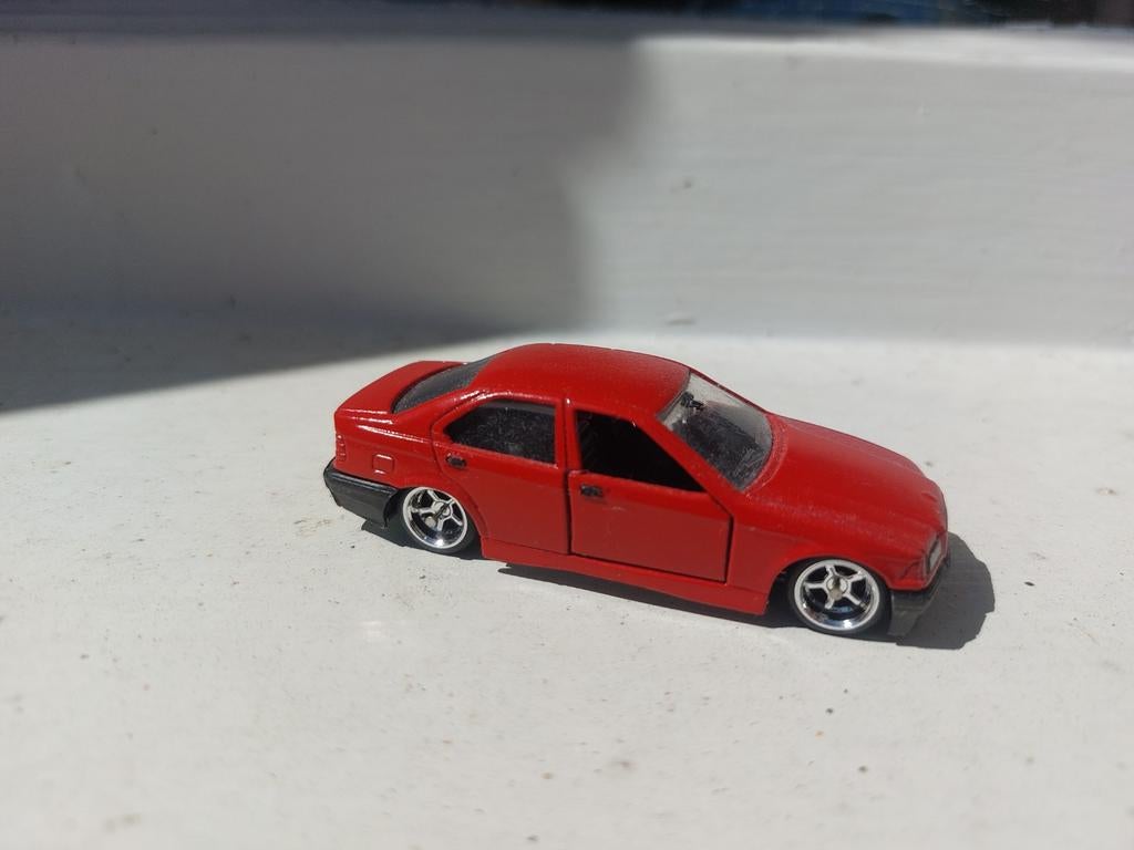 Marjorette BMW E36 325i - Verlaagd met dikke velgen, Ophalen of Verzenden, Gebruikt, Auto, Overige merken