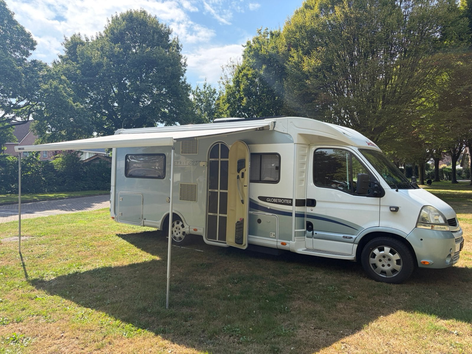Dethleff camper, Luifel, Chemisch toilet, Standaard zit, Ringverwarming