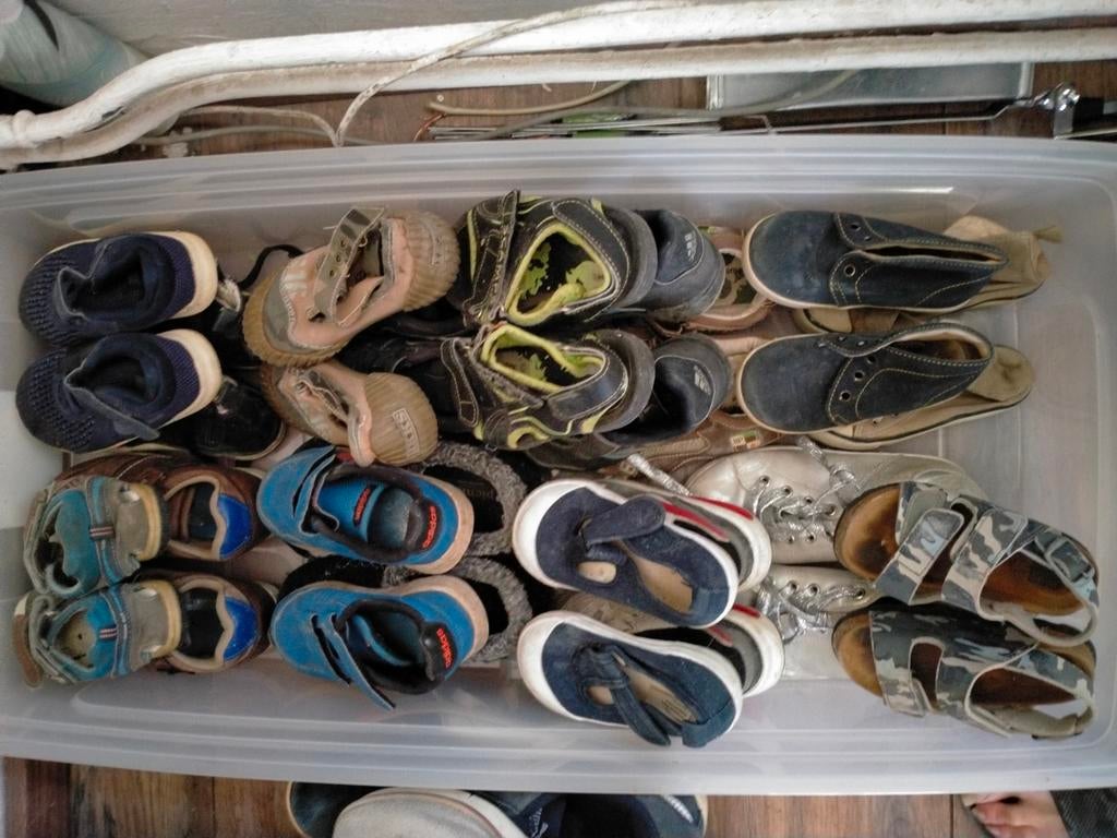 Variërend schoenen, Ophalen of Verzenden, Zo goed als nieuw, Sneakers of Gympen