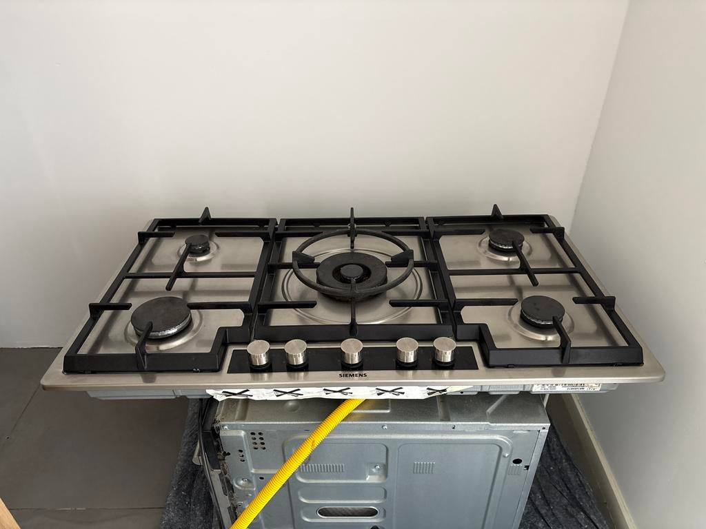 Siemens EC945RC91N Gasfornuis - 5 Kookzones, Witgoed en Apparatuur, Kookplaten, Ophalen, Gebruikt, Inbouw, Gas