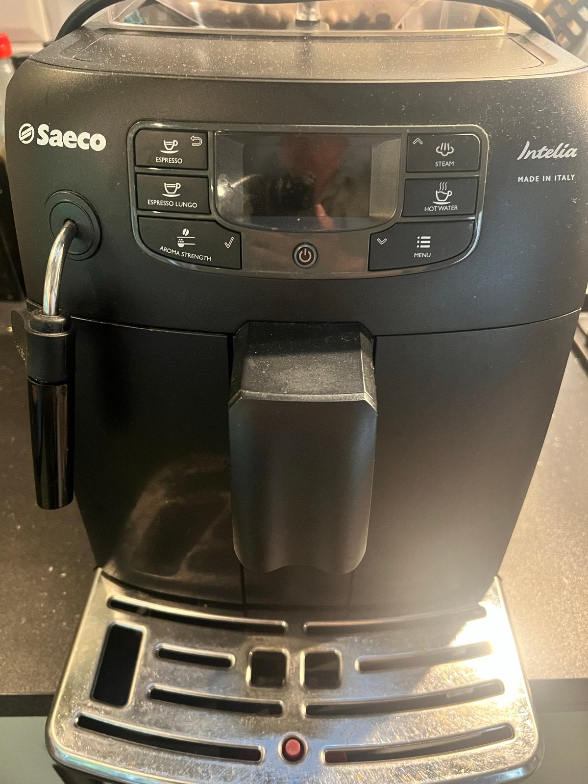 Saeco Intelia volautomatische espressomachine, Witgoed en Apparatuur, Koffiezetapparaten, Ophalen, Afneembaar waterreservoir, Gebruikt