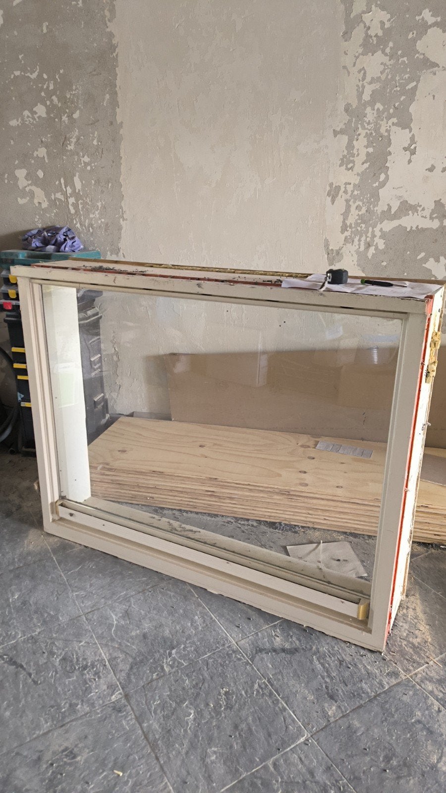 Vast raam kozijn met dubbel glas en ventilatierooster, Ophalen, Gevelraam of Ruit