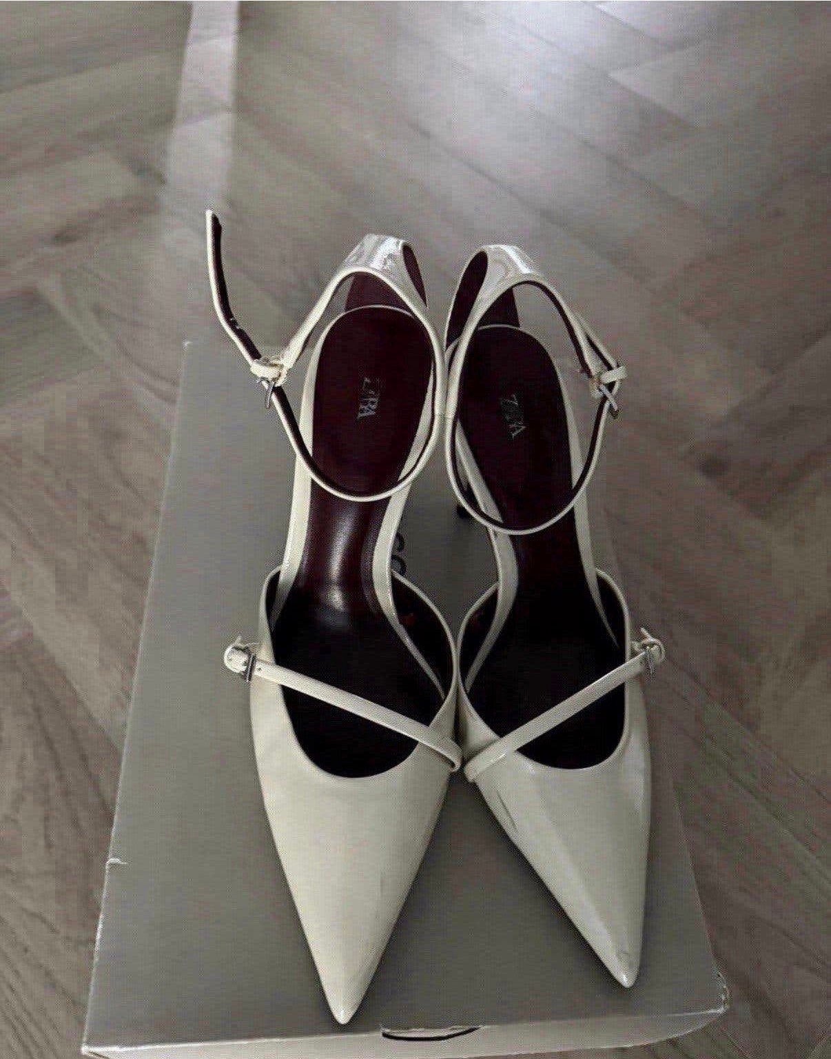 Hoge hakken pumps maat 38(high heels,stiletto’s,naaldhakken), Pumps, Wit, Ophalen of Verzenden, Zo goed als nieuw