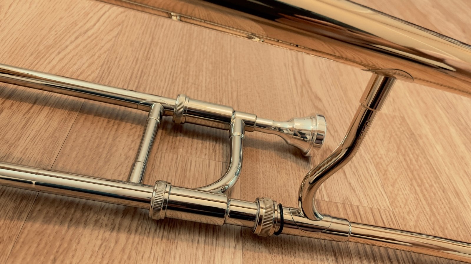Trombone Kühnl & Hoyer Bart van Lier 512, nieuwstaat!!, Muziek en Instrumenten, Ophalen, Nieuw, Tenor