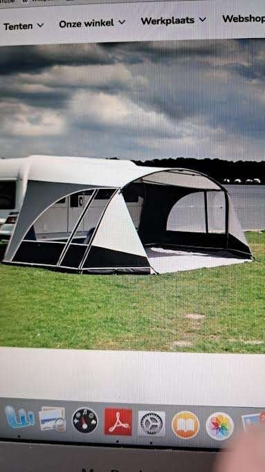 caravan luifel, Ophalen, Zo goed als nieuw