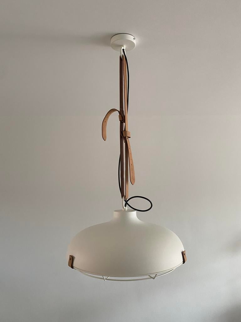 Zuiver Hanglamp dek 51 Wit Metaal met Leren Band, Ophalen, Zo goed als nieuw, Metaal, 75 cm of meer