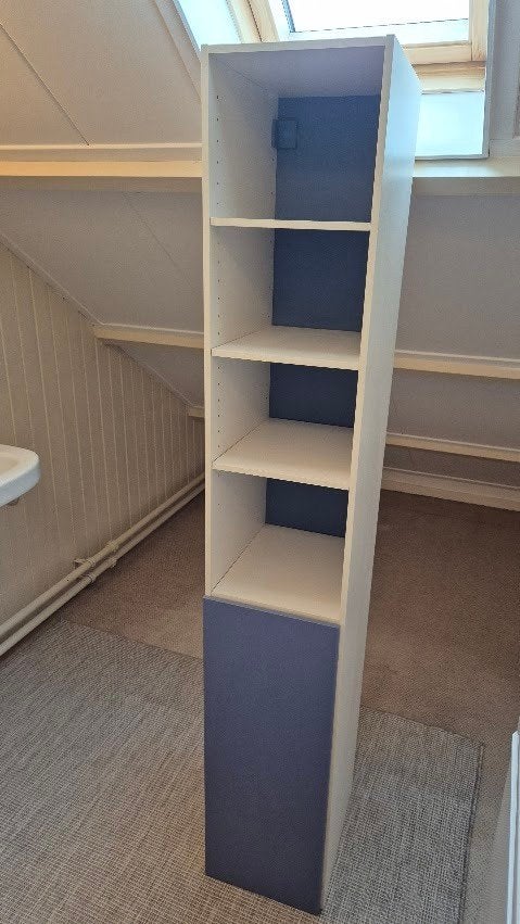 Mooie IKEA hoge smalle opbergkast wit blauw 180 cm, Huis en Inrichting, Ophalen, (Half)hoge kast, 50 tot 100 cm, Zo goed als nieuw