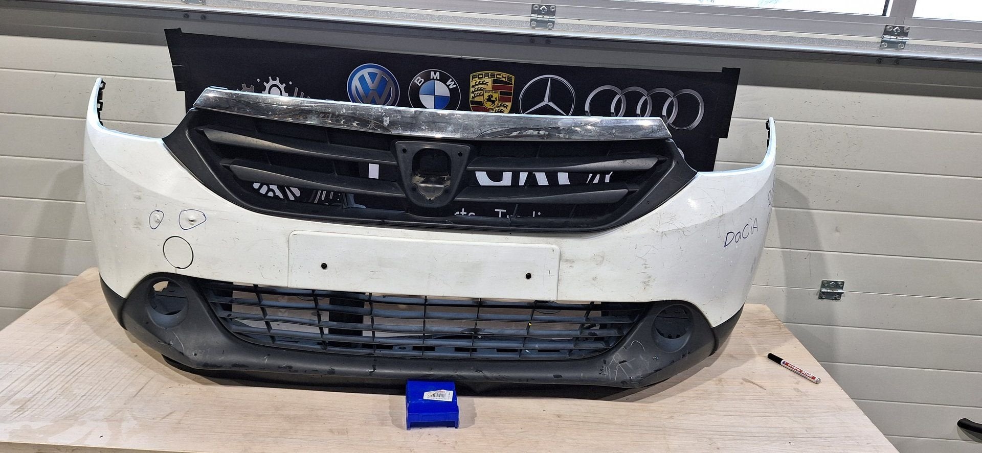 dacia sandero voorbumper bumper, Gebruikt, -, Voor, -
